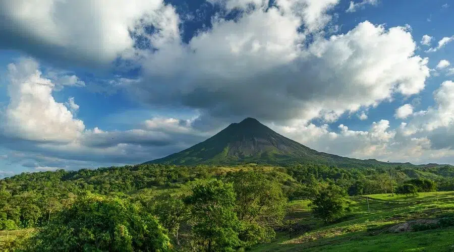 History of Arenal Volcano Arenal Volcano History